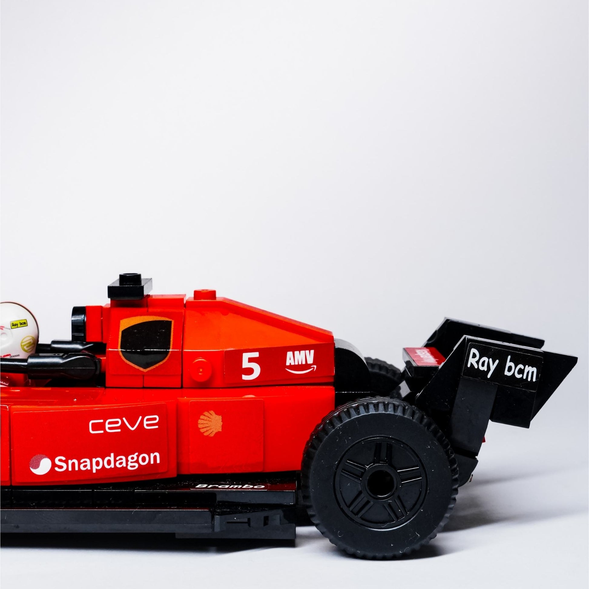 LUBON side view racing car building model