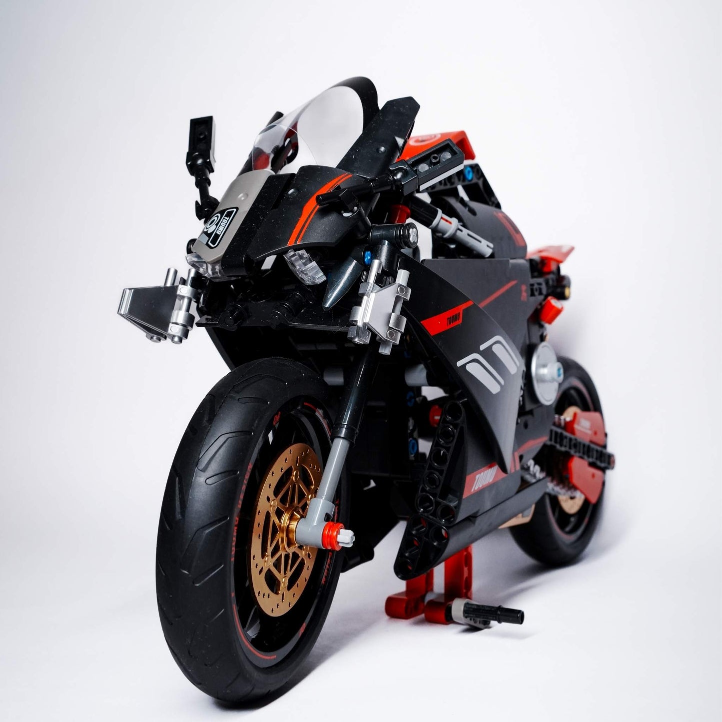LUBON racing bike building block front angle view